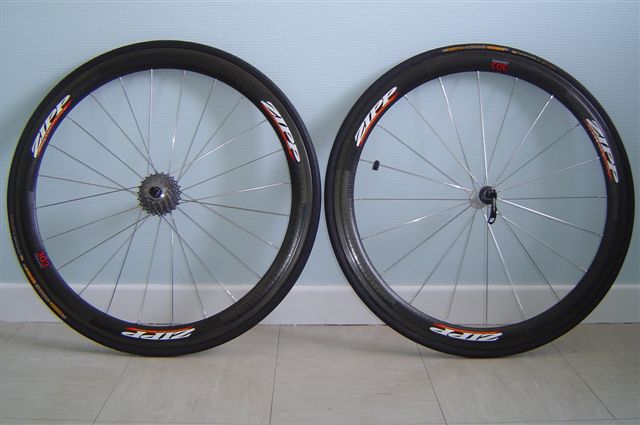 Roues zipp 303 boyaux roulements cramique