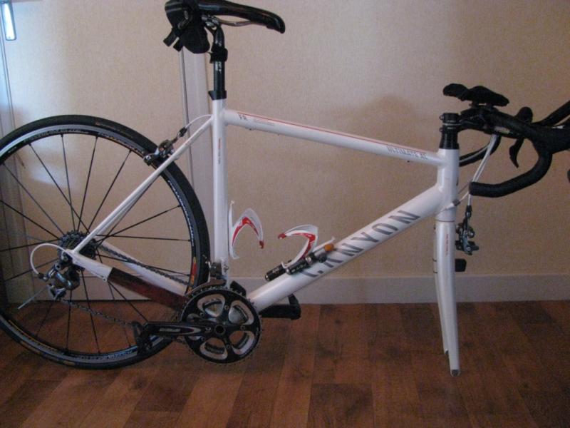 Cadre Canyon al blanc + tds + cintre + 2 potences
