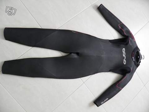vends combinaison Orca Equip femme taille S-2009